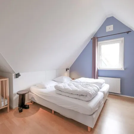 Vakantiehuis Attractive Close To Forest, Beach, Sea *