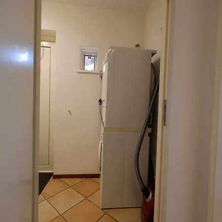 Vakantiehuis Attractive Close To Forest, Beach, Sea *