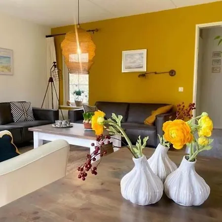 Attractive Close To Forest, Beach, Sea *